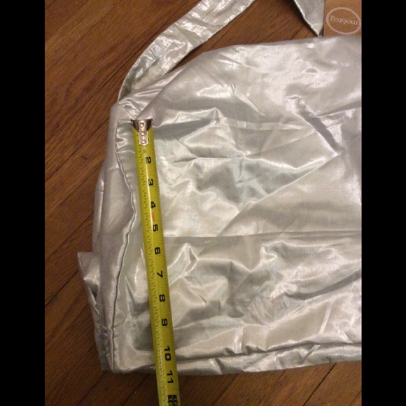 Athleta Mo & Co Serevina carry bag - Picture 7 of 13